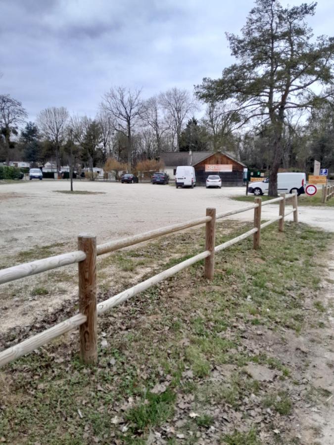 Location Mobil-Home Le Parc Des Roches Saint-Chéron Dış mekan fotoğraf