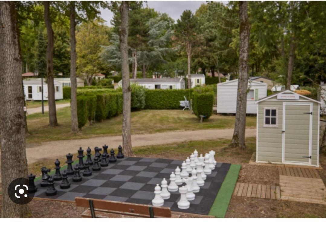 Location Mobil-Home Le Parc Des Roches Saint-Chéron Dış mekan fotoğraf