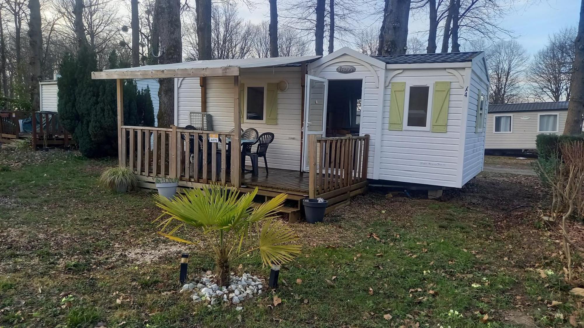 Location Mobil-Home Le Parc Des Roches Saint-Chéron Dış mekan fotoğraf