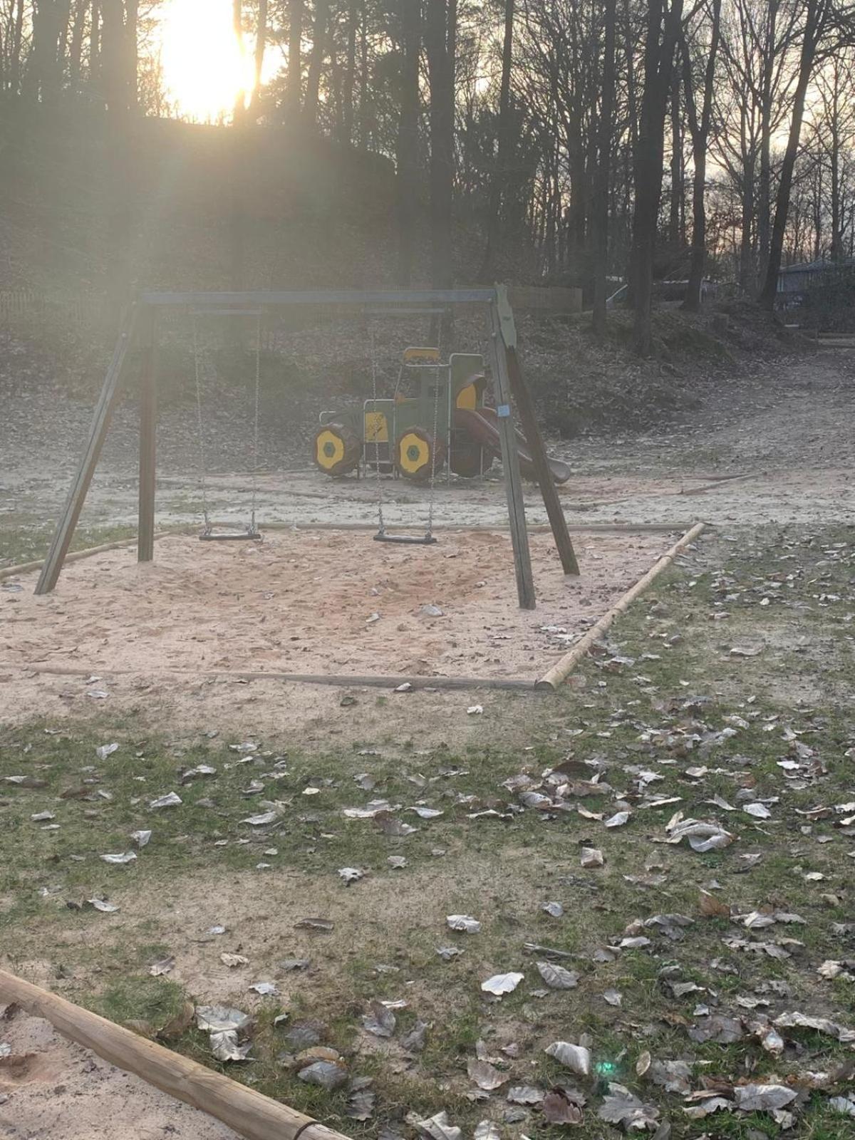 Location Mobil-Home Le Parc Des Roches Saint-Chéron Oda fotoğraf